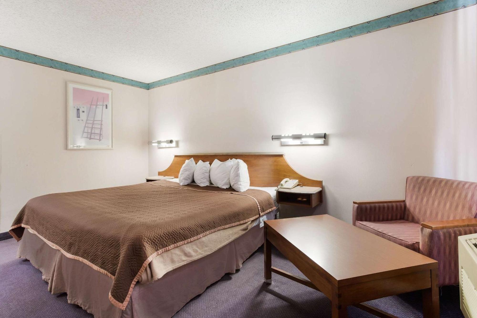 Rodeway Inn Gallup Εξωτερικό φωτογραφία