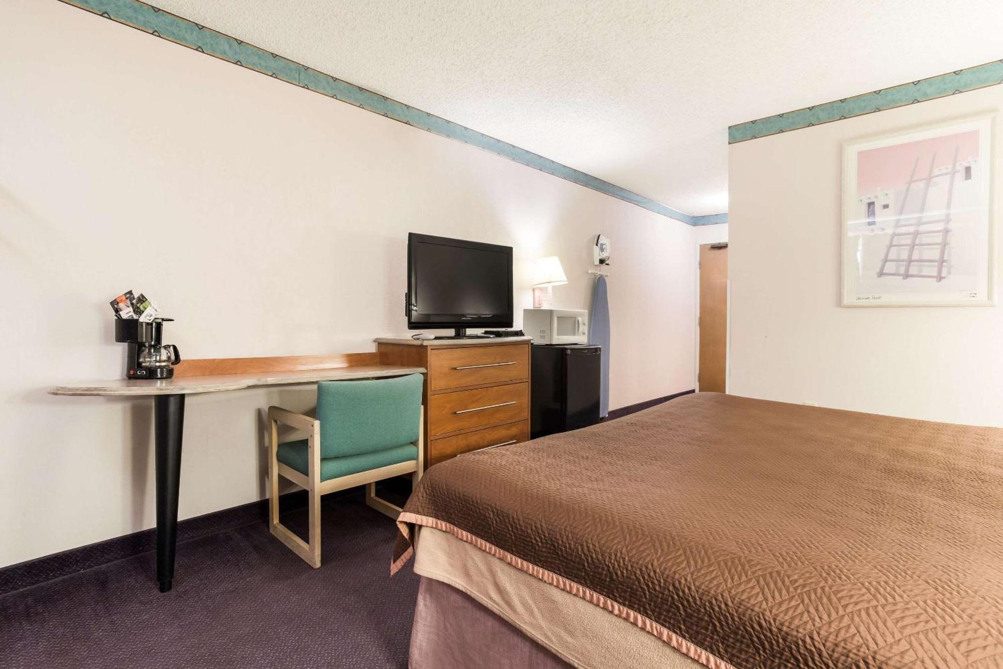 Rodeway Inn Gallup Εξωτερικό φωτογραφία