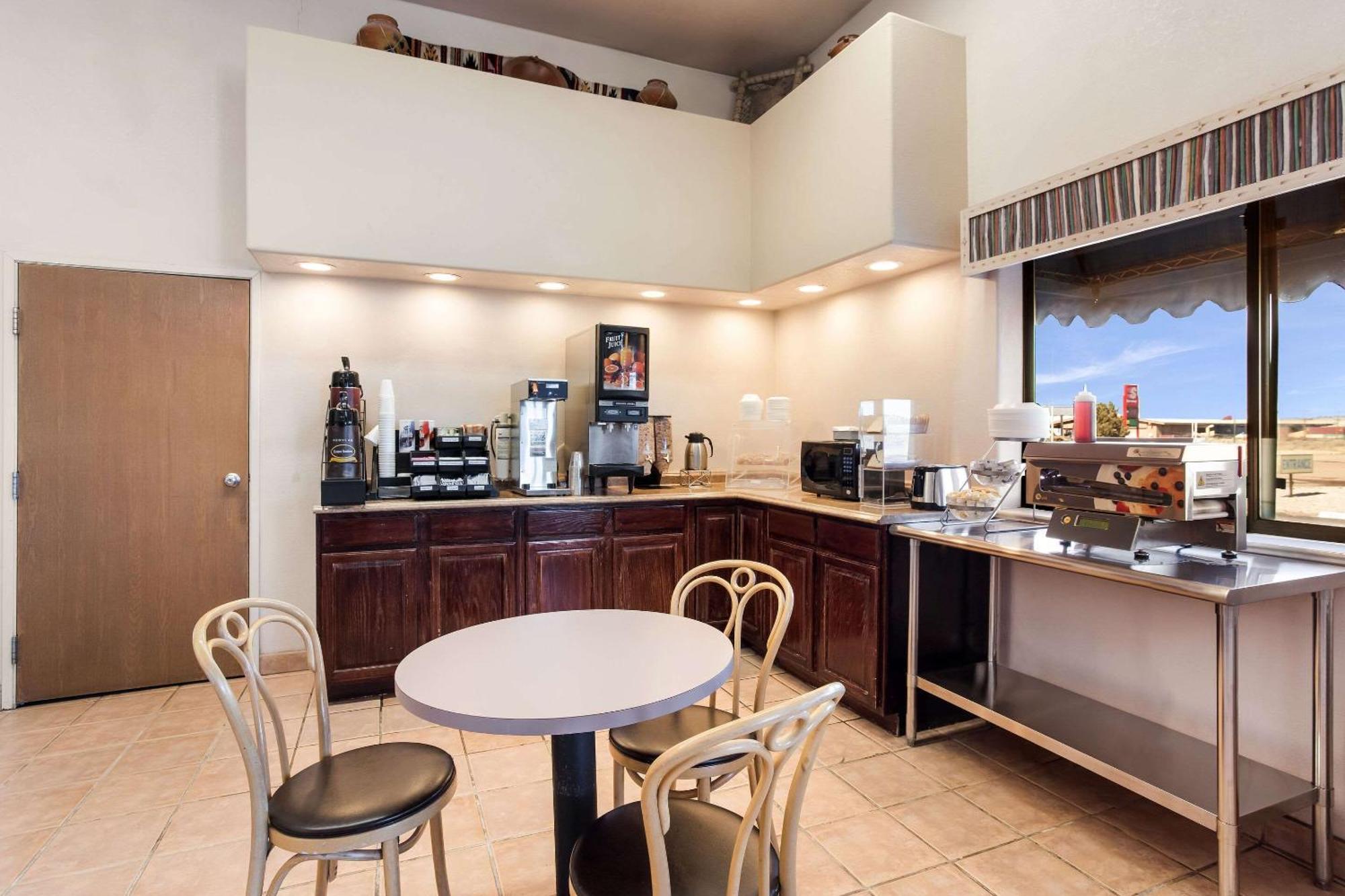Rodeway Inn Gallup Εξωτερικό φωτογραφία